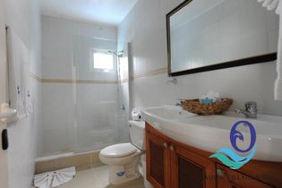 Hotel Aqua Village Spa Bathroom Hotel Aqua Village Spa Bathroom